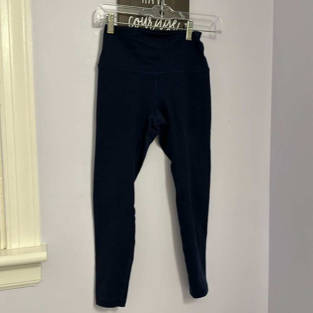 GUC fleo el toro 25” black blue heathered bounce leggings. Small.